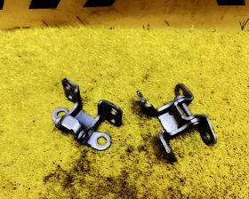 Петли двери багажника Toyota
