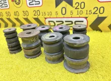 Подушка кузова TOYOTA LAND CRUISER PRADO 2002 5220135100 VZJ120W 5VZFE, передняя