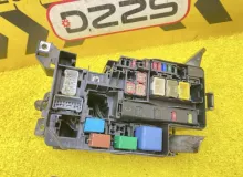 Блок предохранителей TOYOTA VANGUARD 2008 8274142010 ACA33W 2AZFE, передний