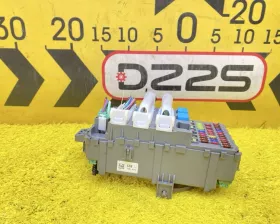 Блок предохранителей HONDA
