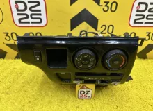 Блок управления климат-контролем TOYOTA HIACE 2008 5541326090 KDH206V 1KDFTV, передний
