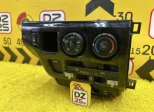 Блок управления климат-контролем TOYOTA HIACE 2008 5541326090 KDH206V 1KDFTV, передний