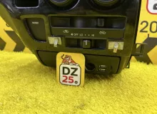 Блок управления климат-контролем TOYOTA HIACE 2008 5541326090 KDH206V 1KDFTV, передний