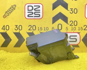 Блок предохранителей TOYOTA