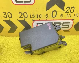 Блок предохранителей TOYOTA