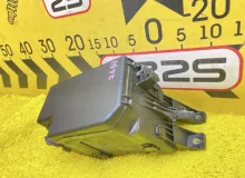 Блок предохранителей TOYOTA VANGUARD 2008 8274242030 ACA33W 2AZFE, передний