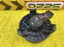 Мотор печки TOYOTA HIACE 2007 8710326060 KDH205V 2KDFTV, передний