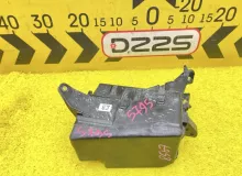 Блок предохранителей TOYOTA VANGUARD 2007 8274242030 ACA33W 2AZFE, передний