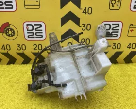 Бачок стеклоомывателя TOYOTA