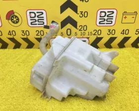 Бачок стеклоомывателя TOYOTA