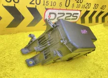 Блок предохранителей TOYOTA RAV4 2006 8274142010 ACA31W 2AZFE, передний