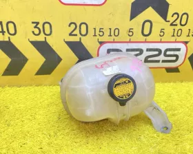 Бачок расширительный Toyota