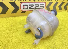 Бачок расширительный TOYOTA HIACE 2008 1647075121 KDH206V 1KDFTV, передний