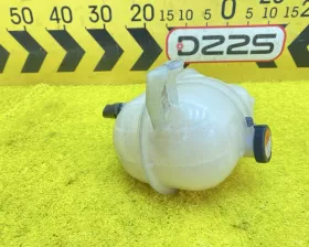 Бачок расширительный Toyota