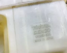 Бачок стеклоомывателя TOYOTA