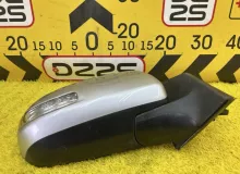 Уши TOYOTA VANGUARD 2007 8791042A30 ACA33W 2AZFE, передние правые