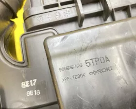 Корпус воздушного фильтра NISSAN