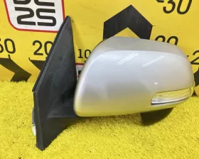 Уши