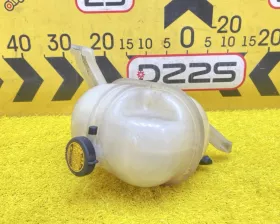 Бачок расширительный Toyota