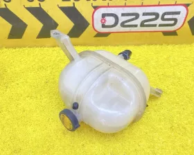 Бачок расширительный Toyota