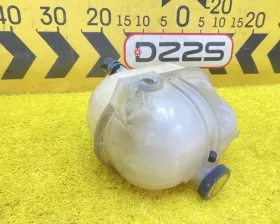 Бачок расширительный Toyota