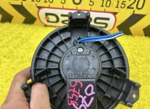 Мотор печки TOYOTA HIACE 2006 8710326060 KDH205V 2KDFTV, передний