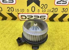 Мотор печки TOYOTA HIACE 2006 8710326060 KDH205V 2KDFTV, передний