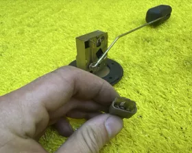 Датчик уровня топлива TOYOTA