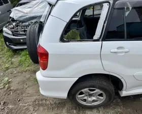 Крыло заднее TOYOTA