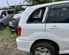 Крыло заднее TOYOTA