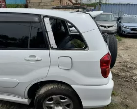 Крыло заднее TOYOTA