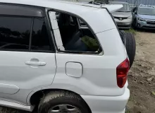 Крыло заднее TOYOTA RAV4 2000 6162042240 ZCA26W 1ZZFE, заднее левое