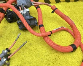 Зарядное устройство MITSUBISHI