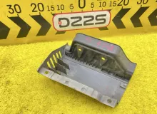 Подножка TOYOTA HIACE 2006 5177426031B2 KDH205V 2KDFTV, передняя левая