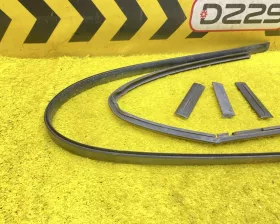 Молдинги на крыше TOYOTA