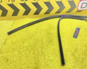 Молдинги на крыше TOYOTA