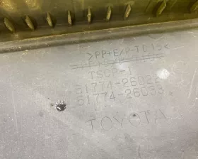 Подножка TOYOTA