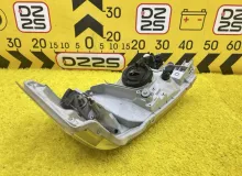 Фара TOYOTA HIACE 2007 8117026470 KDH205V 2KDFTV, передняя левая