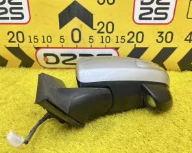 Уши