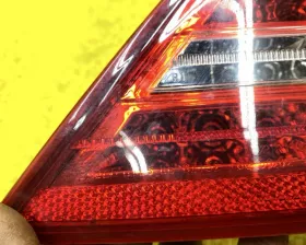 Стоп-сигнал Mercedes-Benz