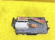 Блок предохранителей HUMMER H3 2006 15844337 L52, передний
