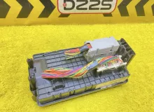 Блок предохранителей HUMMER H3 2006 15844337 L52, передний