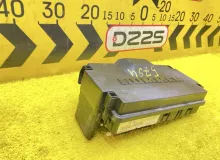 Блок предохранителей HUMMER H3 2006 15844337 L52, передний