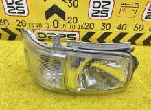 Фара TOYOTA HIACE 2008 8111026470 KDH206V 1KDFTV, передняя правая