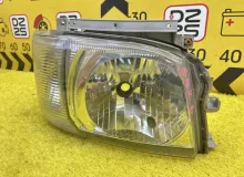 Фара TOYOTA HIACE 2008 8111026470 KDH206V 1KDFTV, передняя правая