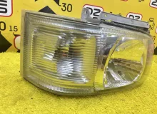 Фара TOYOTA HIACE 2008 8111026470 KDH206V 1KDFTV, передняя правая
