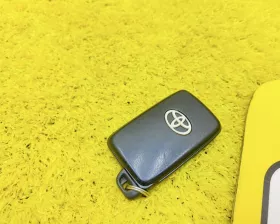 Ключ зажигания TOYOTA