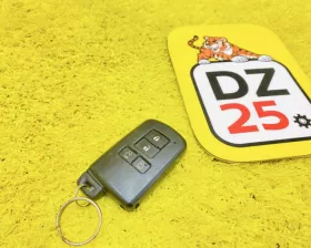 Ключ зажигания TOYOTA