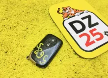 Ключ зажигания LEXUS CT200H 2013 8990448501 ZWA10 2ZRFXE, передний