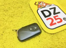Ключ зажигания LEXUS CT200H 2011 8990448501 ZWA10 2ZRFXE, передний